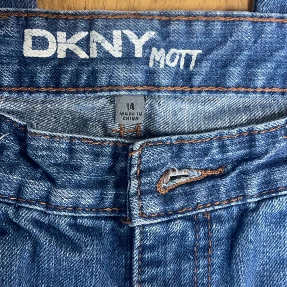 DNKY dkny mott
